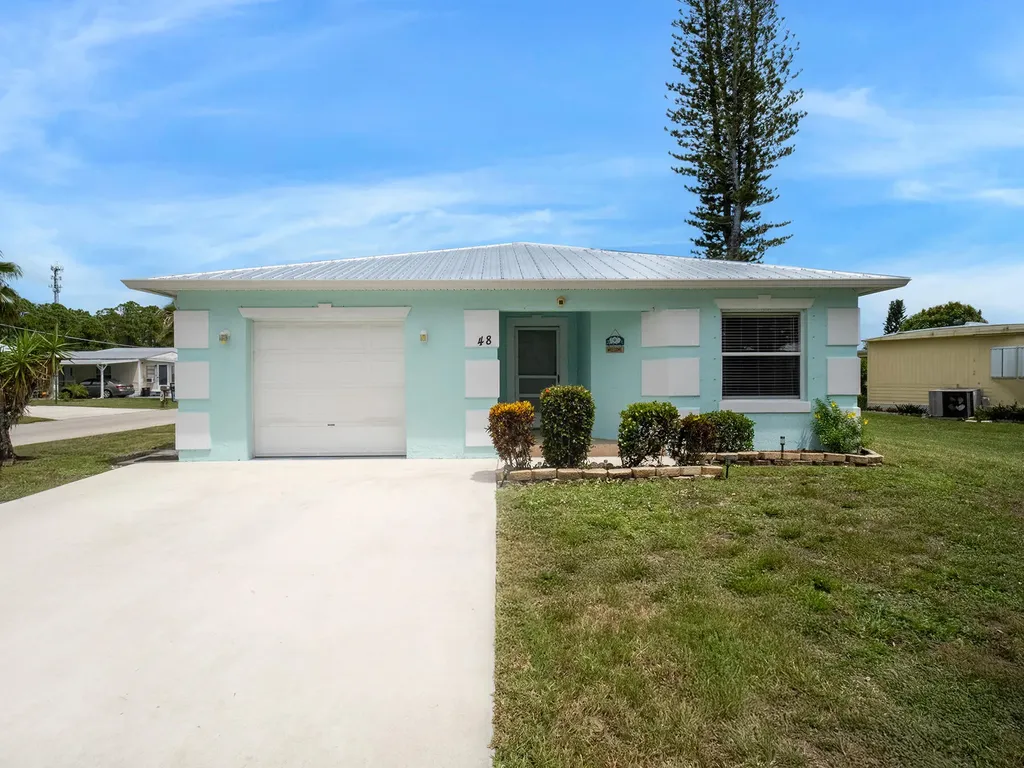 48 Mariposa Lane Port Saint Lucie FL 34952