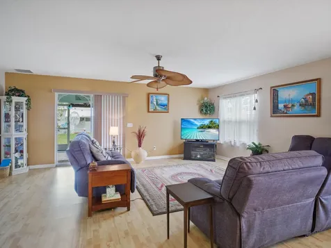 48 Mariposa Lane Port Saint Lucie FL 34952
