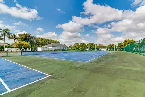 10161 S 45th Way Boynton Beach FL 33436