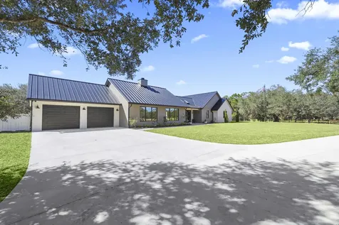 1955 Se 137th Way Okeechobee FL 34974