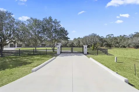 1955 Se 137th Way Okeechobee FL 34974