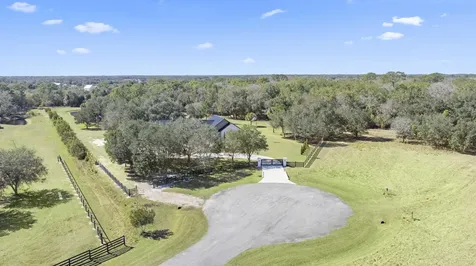1955 Se 137th Way Okeechobee FL 34974