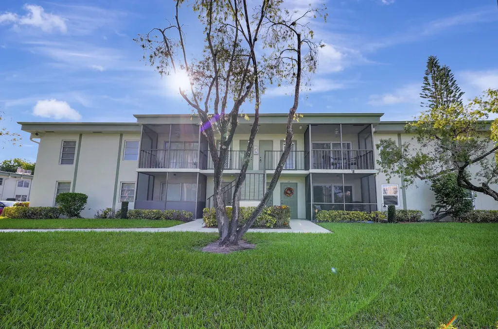 7547 S Oriole Boulevard Delray Beach FL 33446