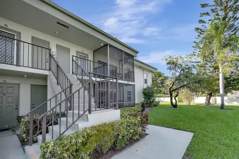 7547 S Oriole Boulevard Delray Beach FL 33446