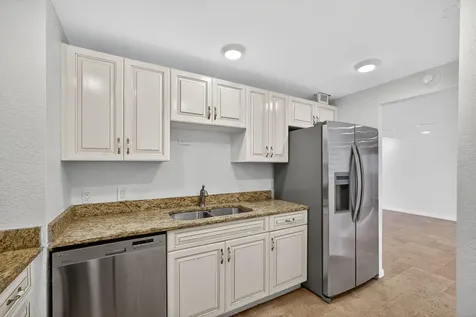 5600 N Flagler Drive West Palm Beach FL 33407