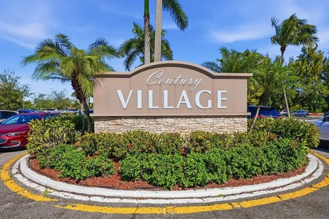 47 Berkshire B Crescent West Palm Beach FL 33417