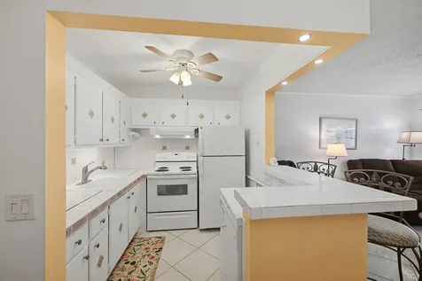 47 Berkshire B Crescent West Palm Beach FL 33417