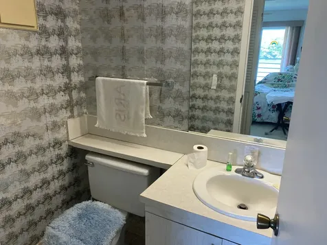 2054 Ainslie D Boca Raton FL 33434
