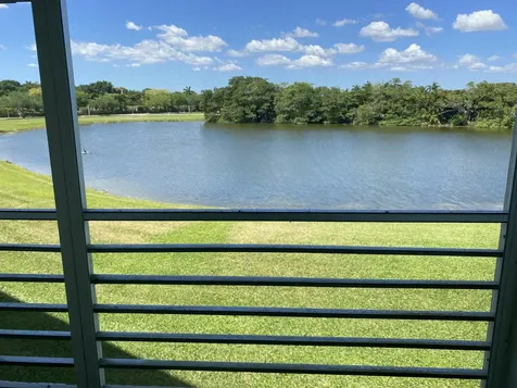 2054 Ainslie D Boca Raton FL 33434