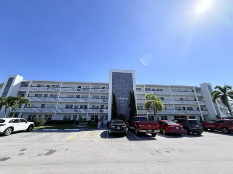 4108 Oakridge V Deerfield Beach FL 33442