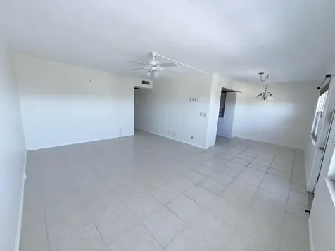 4108 Oakridge V Deerfield Beach FL 33442