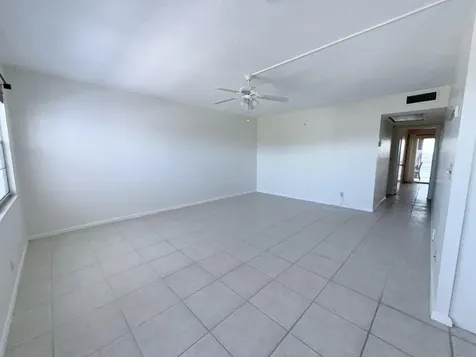4108 Oakridge V Deerfield Beach FL 33442