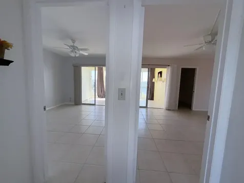 4108 Oakridge V Deerfield Beach FL 33442