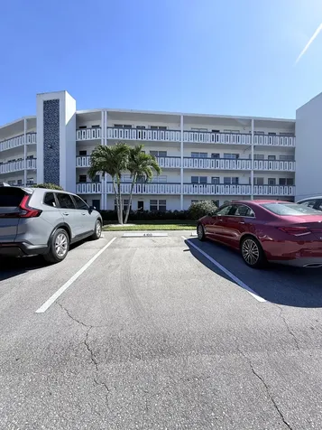 4108 Oakridge V Deerfield Beach FL 33442