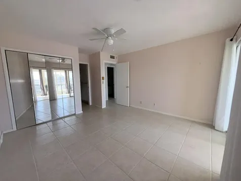 4108 Oakridge V Deerfield Beach FL 33442