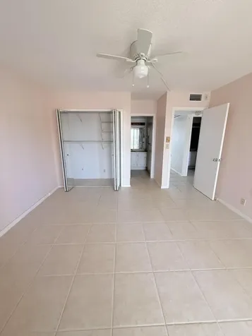4108 Oakridge V Deerfield Beach FL 33442