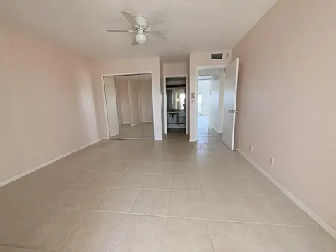 4108 Oakridge V Deerfield Beach FL 33442
