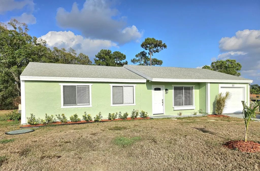 501 SE Thanksgiving Avenue Port Saint Lucie FL 34984