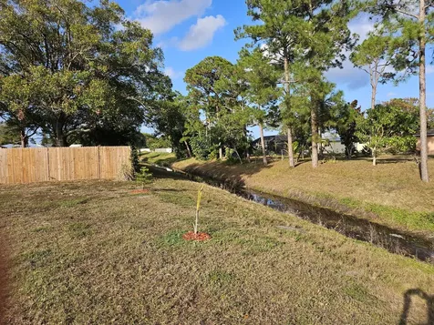 501 SE Thanksgiving Avenue Port Saint Lucie FL 34984