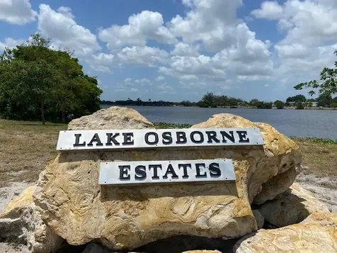 2920 Cynthia Lane Lake Worth Beach FL 33461