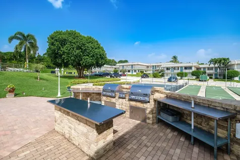 2920 Cynthia Lane Lake Worth Beach FL 33461