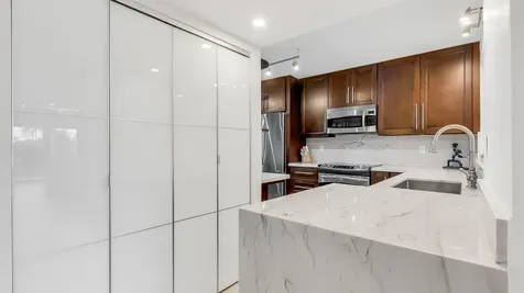 240 Captains Walk Delray Beach FL 33483