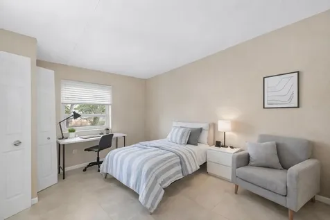 5080 Cornell Walk Lake Worth FL 33463