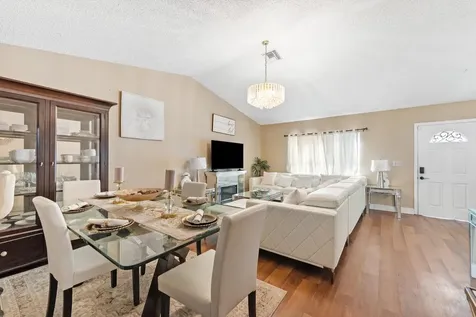 5080 Cornell Walk Lake Worth FL 33463
