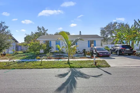 300 Elaine Circle West Palm Beach FL 33409