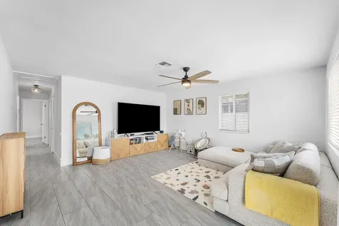 5923 Mango Road West Palm Beach FL 33413