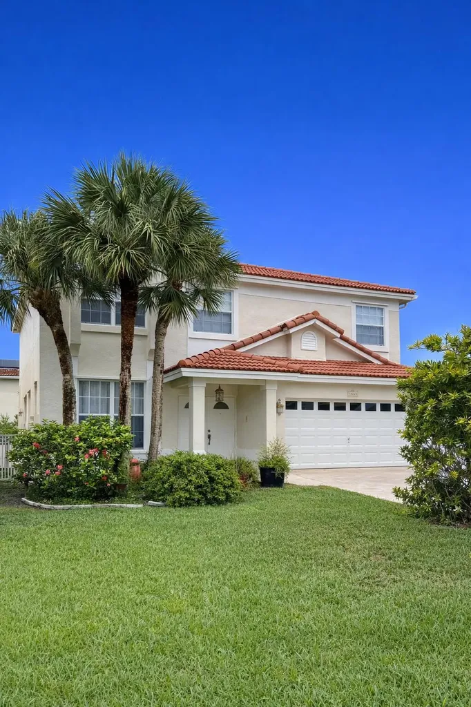 18165 Blue Lake Way Boca Raton FL 33498