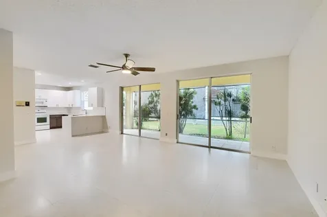 18165 Blue Lake Way Boca Raton FL 33498