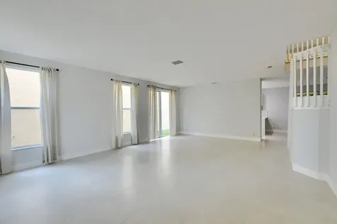 18165 Blue Lake Way Boca Raton FL 33498