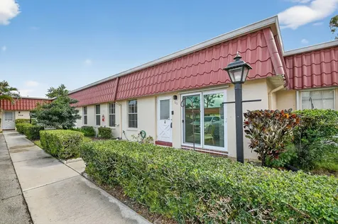 742 Nantucket Circle Lake Worth FL 33467