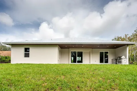 2401 River Branch Drive Fort Pierce FL 34981