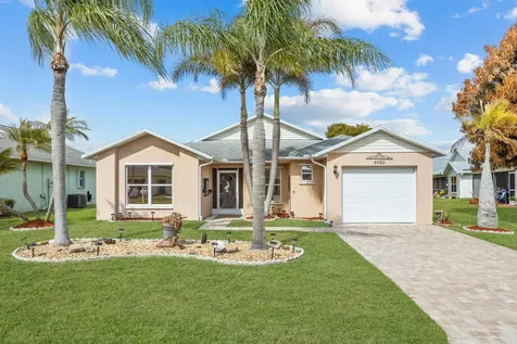 5925 Foxtail Way Fort Pierce FL 34982