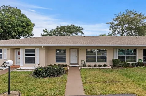 8555 Bella Vista Drive Boca Raton FL 33433