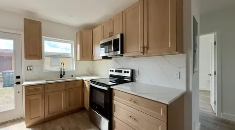 26 SW 10th Avenue Delray Beach FL 33444