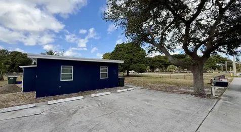 26 SW 10th Avenue Delray Beach FL 33444