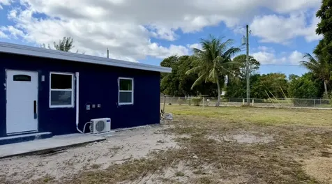 26 SW 10th Avenue Delray Beach FL 33444