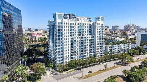 300 S Australian Avenue West Palm Beach FL 33401