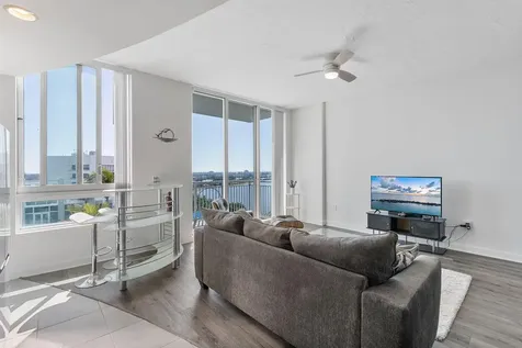 300 S Australian Avenue West Palm Beach FL 33401