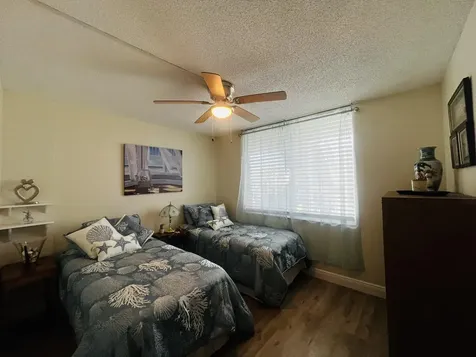 4850 Nw 29 Court Lauderdale Lakes FL 33313
