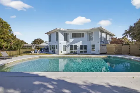 10355 Seagrape Way Palm Beach Gardens FL 33418