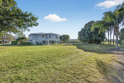 10355 Seagrape Way Palm Beach Gardens FL 33418