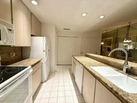 304 Sun Terrace Court Palm Beach Gardens FL 33403