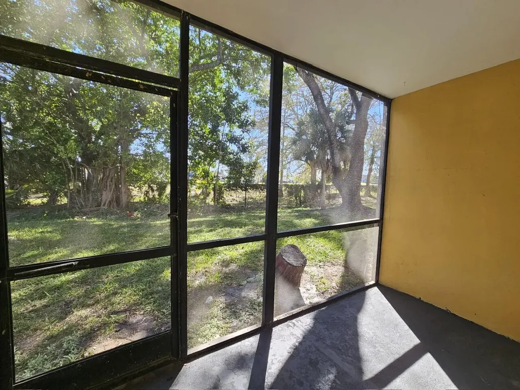 8000 Fairview Drive Tamarac FL 33321
