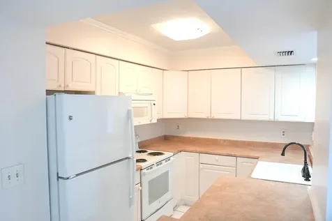 2112 S Cypress Bend Drive Pompano Beach FL 33069