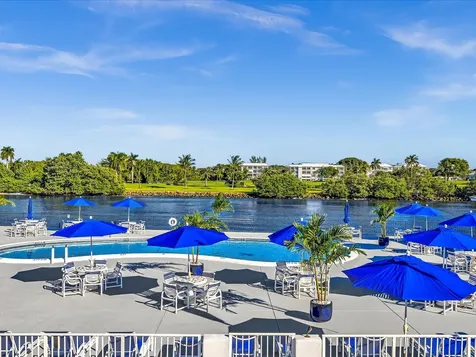 2542 S Federal Highway Boynton Beach FL 33435