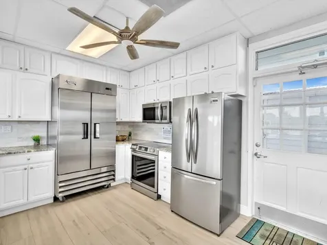 2542 S Federal Highway Boynton Beach FL 33435